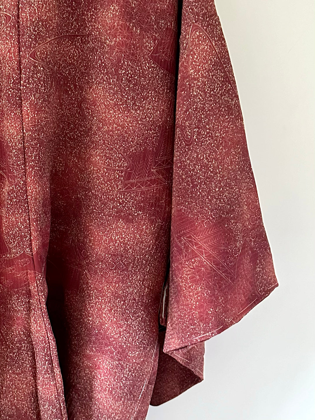 RED KIMONO