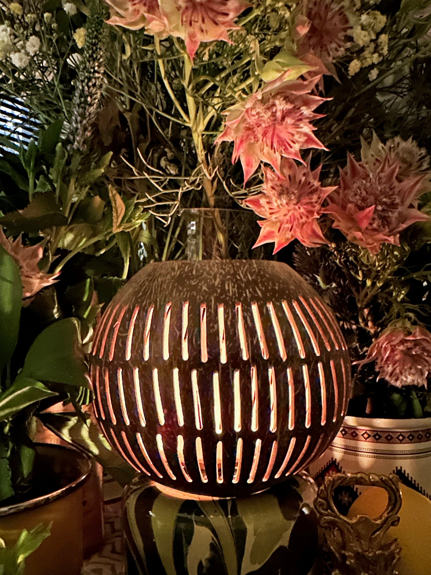 COCONUT SHELL CANDLE HOLDER