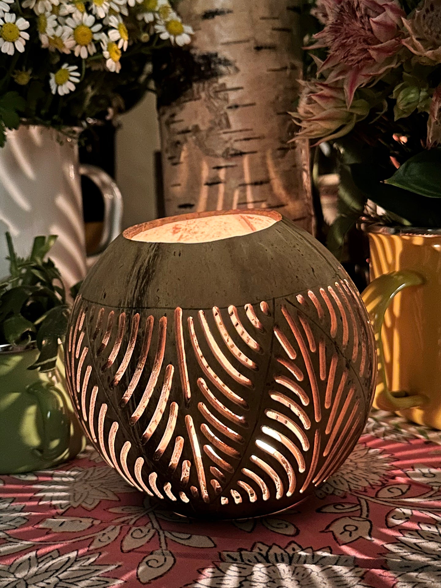 COCONUT SHELL CANDLE HOLDER