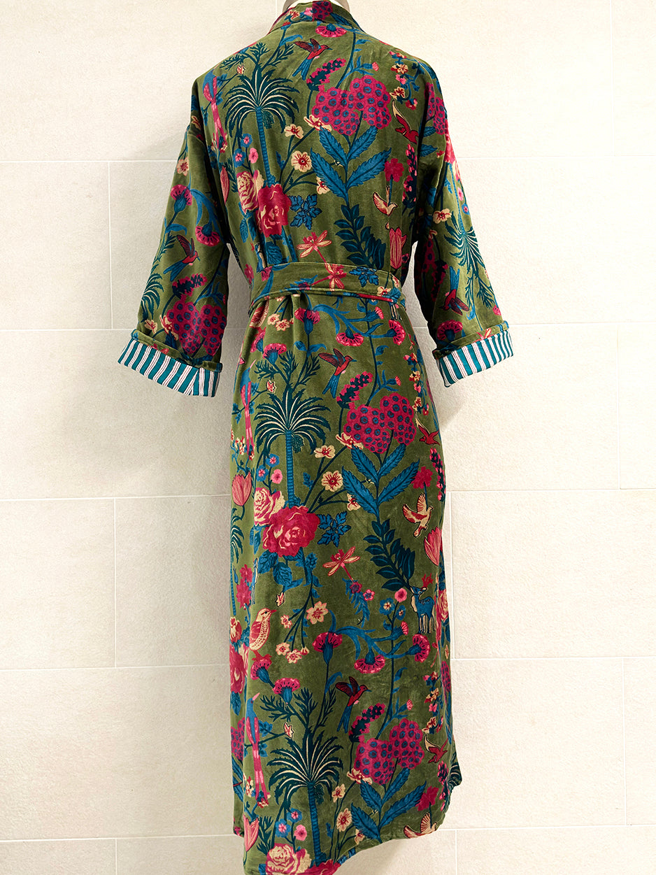 FOREST FLORAL VELVET ROBE