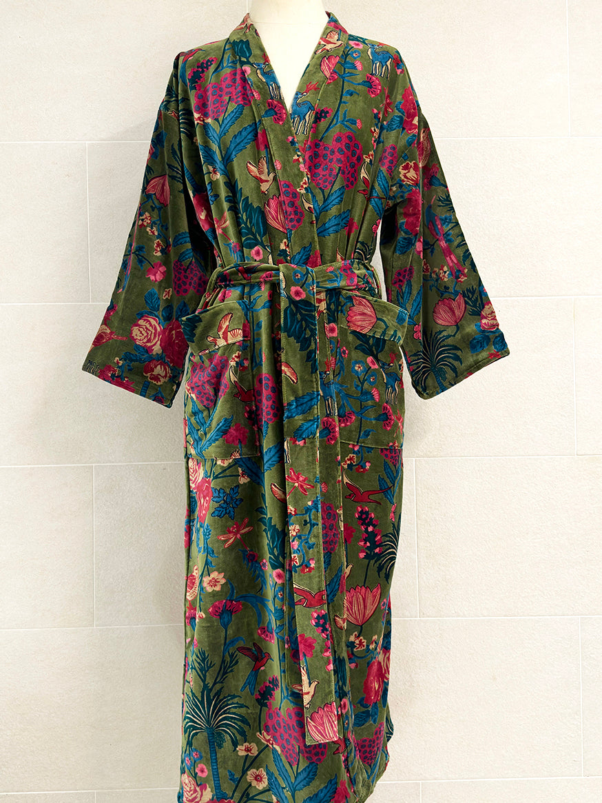 FOREST FLORAL VELVET ROBE