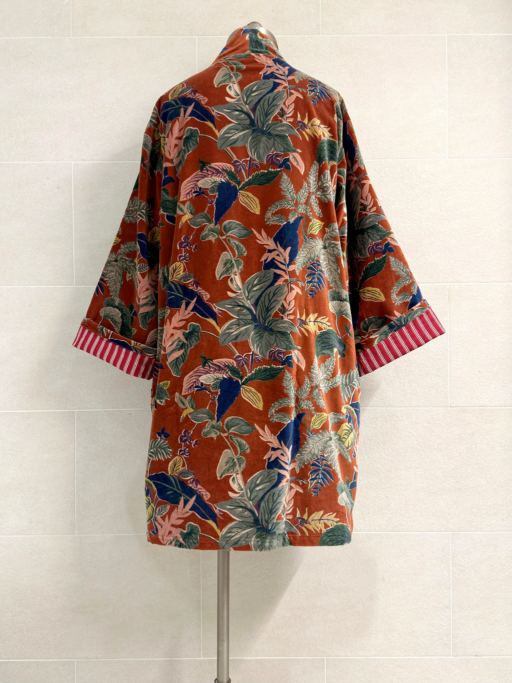 BURNT ORANGE FLORAL MID LENGTH VELVET ROBE