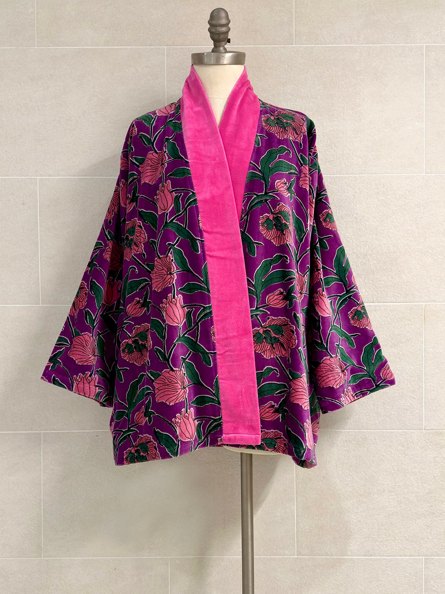 PURPLE FLORAL SHORT VELVET ROBE