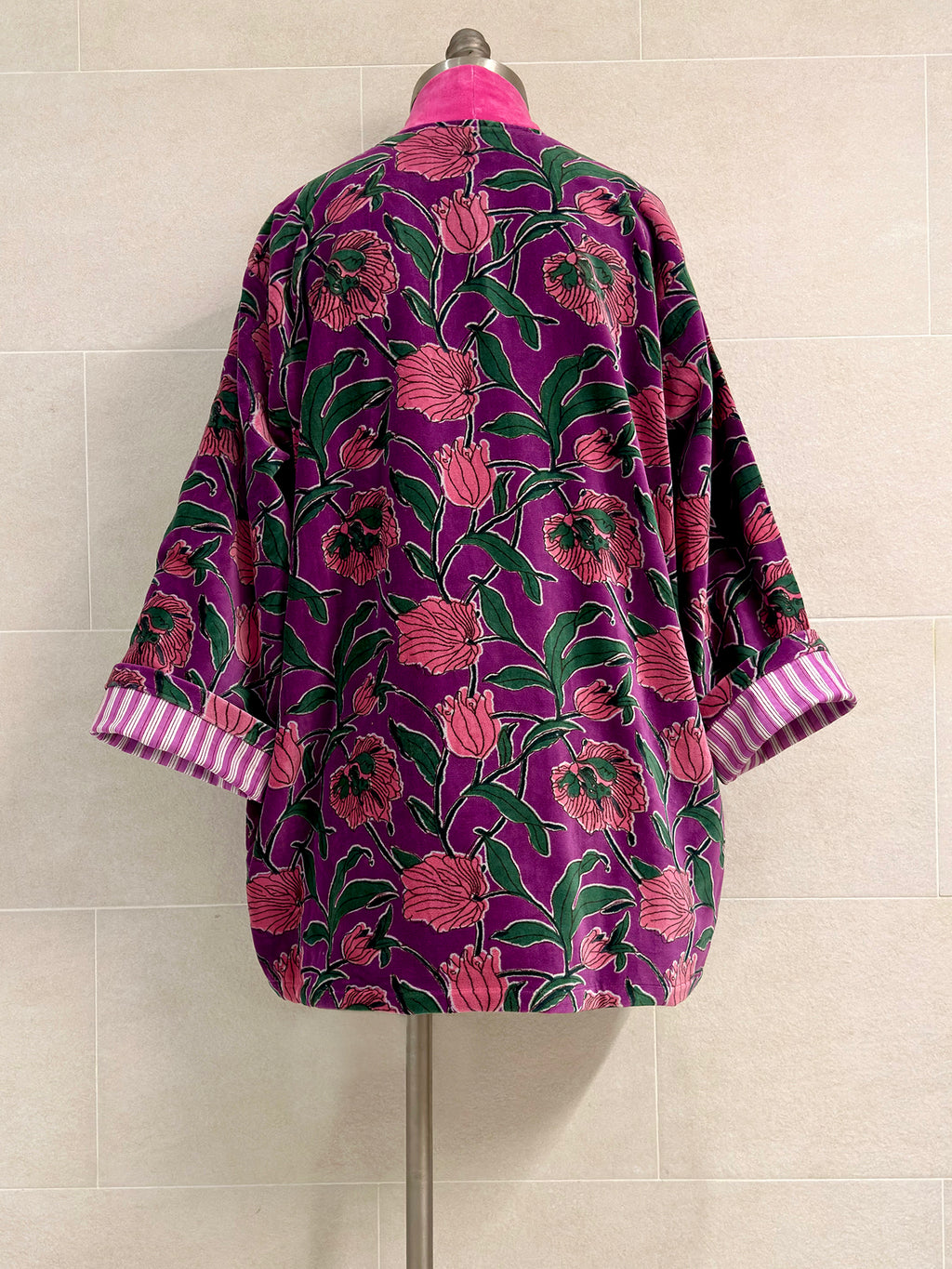 PURPLE FLORAL SHORT VELVET ROBE