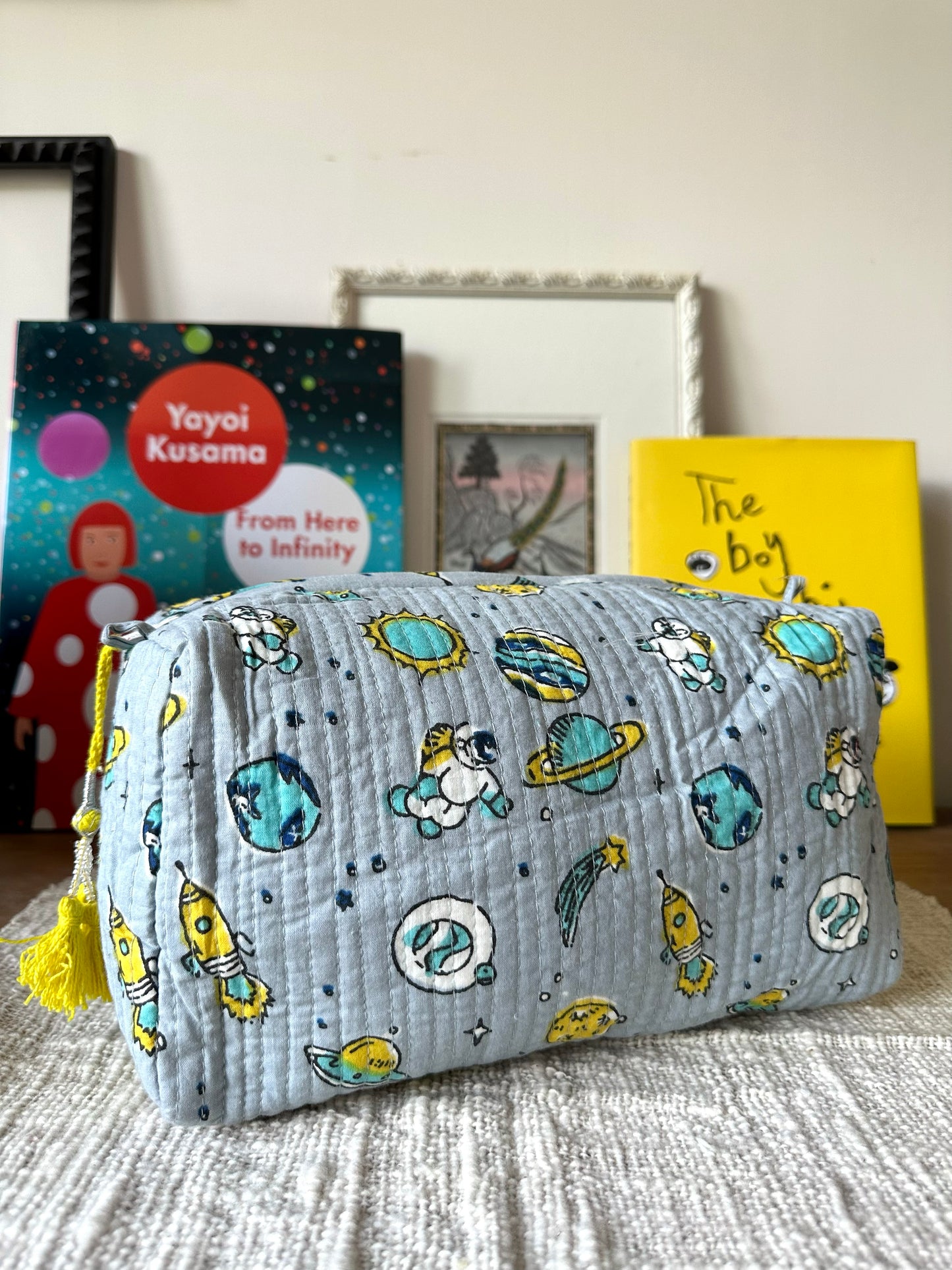 TOILETRY BAG